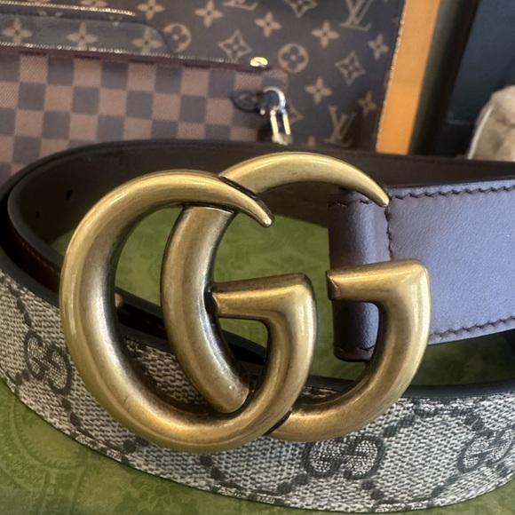 Gucci Beige GG Monogram Belt with Brass Buckle - Picture 2 of 5